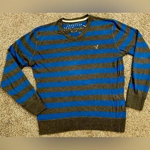 American Eagle Sweatshirt
